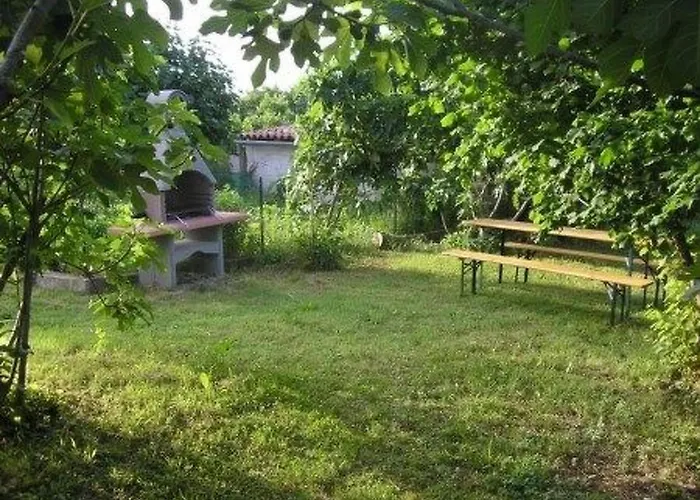 App 4- By Interhome Apartment *